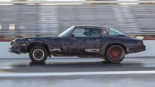 How to Drag Race! Hot Rod Garage Takes You to the Strip! Bonus: Burnouts! How to Drag Race! Hot Rod Garage Takes You to the Strip! Bonus: Burnouts!