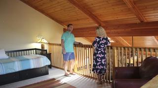 Lakefront Bargain Hunt