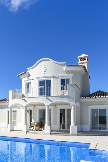 House Hunters International