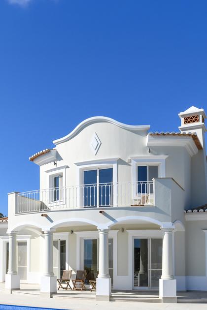 House Hunters International