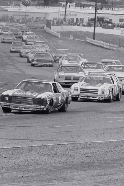 The MotorTrend 500: NASCAR Heads West