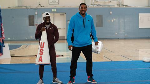 Cheerleading With Damon Wayans Jr. and Kevin Hart