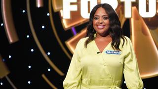 Rachael Leigh Cook, Sherri Shepherd, and Kevin Nealon Rachael Leigh Cook, Sherri Shepherd, and Kevin Nealon