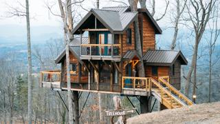 Life on Wheels & Tiny Meets Modern Life on Wheels & Tiny Meets Modern