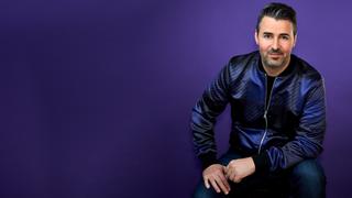 Pete Lee: Tall, Dark, and Pleasant