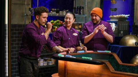 Casino Royale: Battle 1