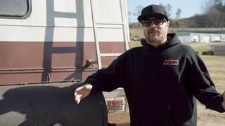 Wheelie Motorhome vs. Little Red Firetruck! Wheelie Motorhome vs. Little Red Firetruck!