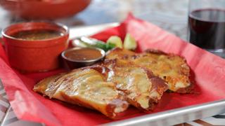 Diners, Drive-Ins and Dives