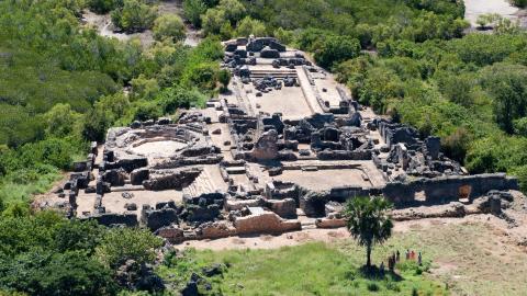 Stone Secrets of Kilwa Island