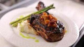 Diners, Drive-Ins and Dives