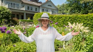 Martha's Garden Tours of Turkey Hill and Bedford Martha's Garden Tours of Turkey Hill and Bedford