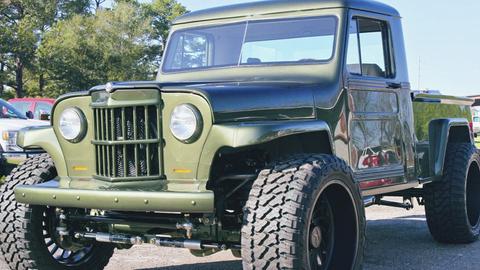 Jeep Willys and the Hellcat