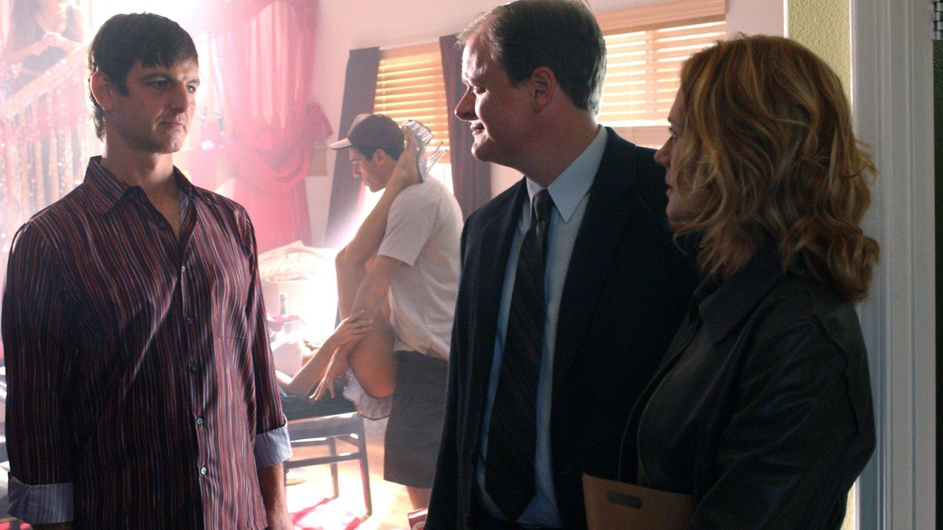 Watch CSI: Crime Scene Investigation: S3E8 - Snuff on Philo (Free Trial)