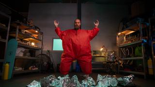 Mako Shark and Blue Sea Dragons Mako Shark and Blue Sea Dragons