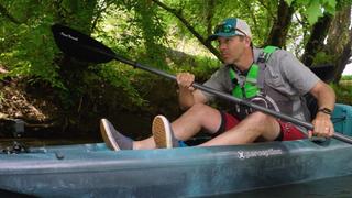 Kayaking the Tennessee River Line