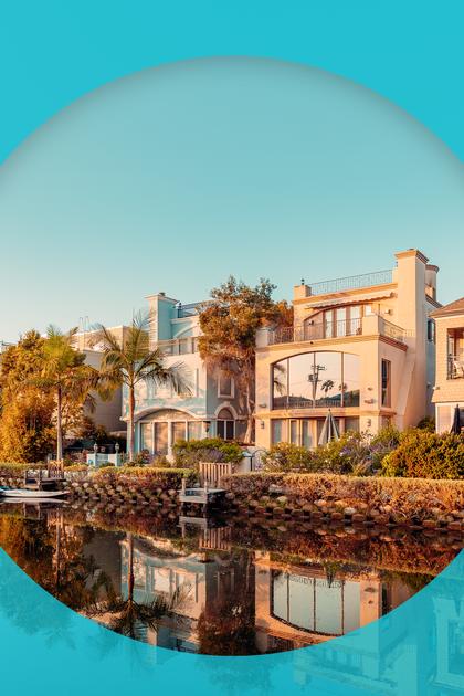 House Hunters: Amazing Water Homes