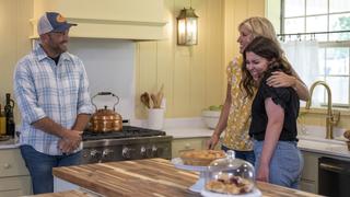 Drab Fixer to Charming Cottage Drab Fixer to Charming Cottage