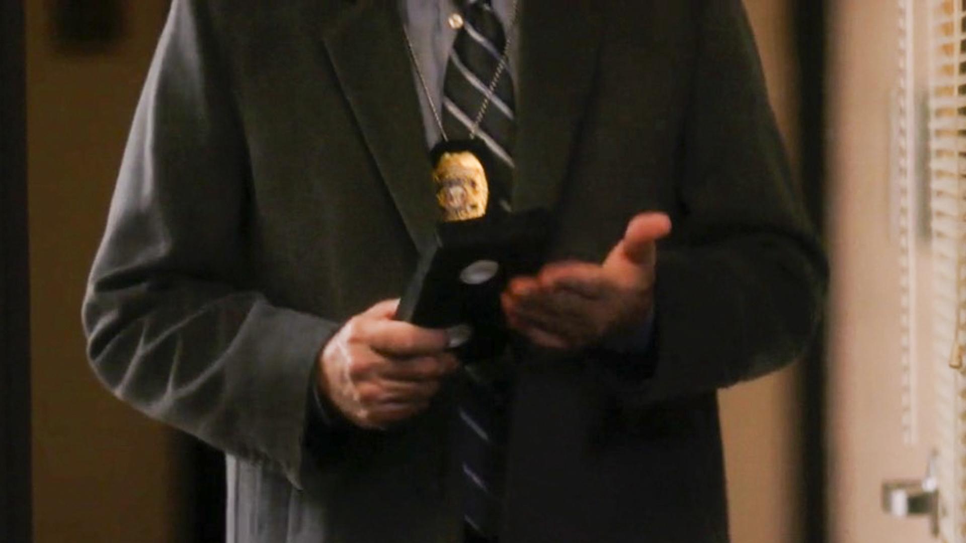 Cop Hunter Watch Good Cop Bad Cop: S1E6 - Hunting the Hunter on Philo (Free Trial)