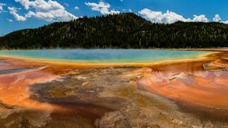 The Treasures of Lake Mead and Yellowstone The Treasures of Lake Mead and Yellowstone
