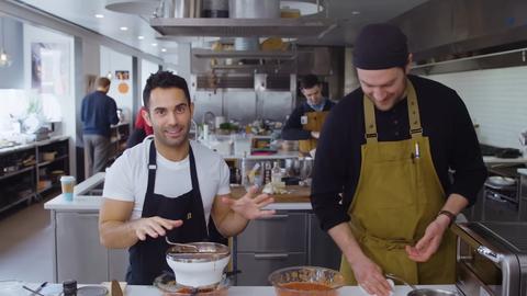 Bon Appétit Makes the Perfect Pizza