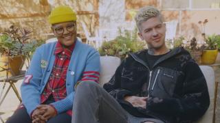 Help! I'm in a Secret Relationship!