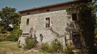 Chase Hunts for an Italian Dream Home