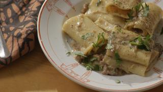 Pasta Cacio e Walnut