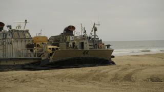 US Navy Hovercraft Overhaul US Navy Hovercraft Overhaul