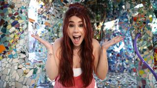 Living in Art: Kaleidoscopic Homes Living in Art: Kaleidoscopic Homes