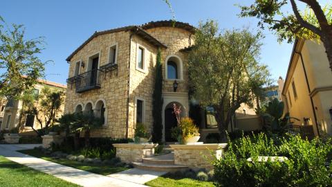 Luxury Coastal Quest