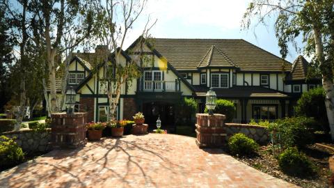 An English Manor in the Golden State