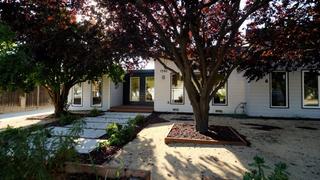 House Hunting For An Entrepreneur HQ House Hunting For An Entrepreneur HQ