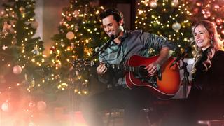 Caroling in Crossroad Springs