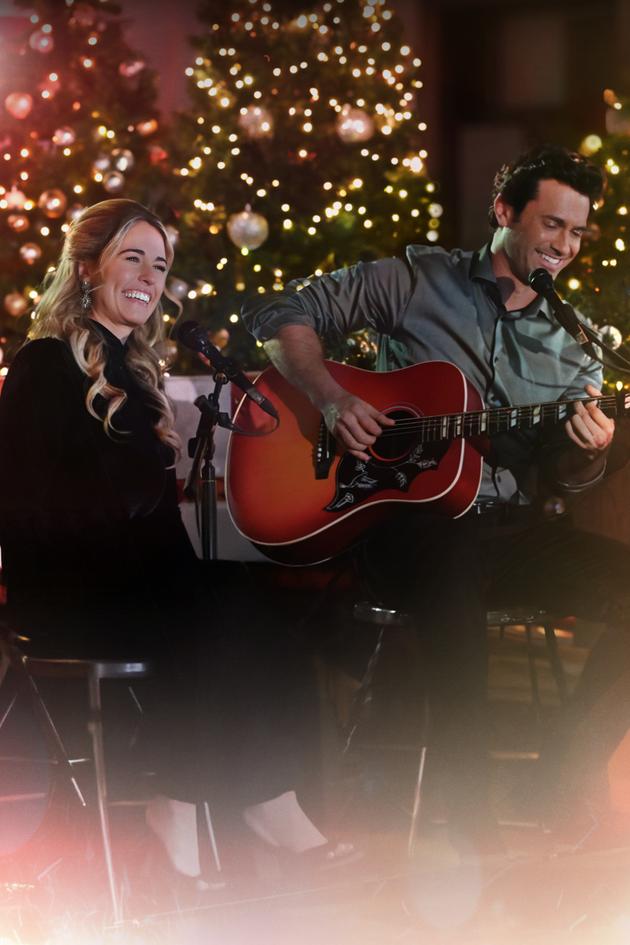 Caroling in Crossroad Springs