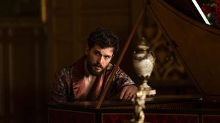 The Commander and the Grey Lady