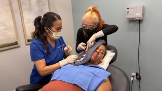 Dr. Pimple Popper: Breaking Out