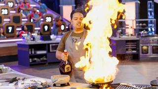 100 Cooks