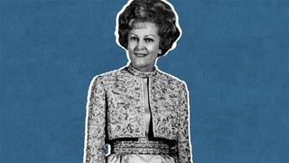 Biography: Pat Nixon: Behind the Smile