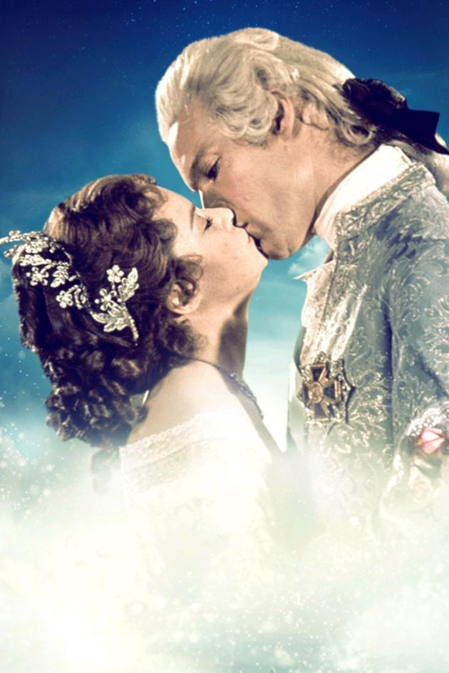 The Slipper and the Rose: The Story of Cinderella