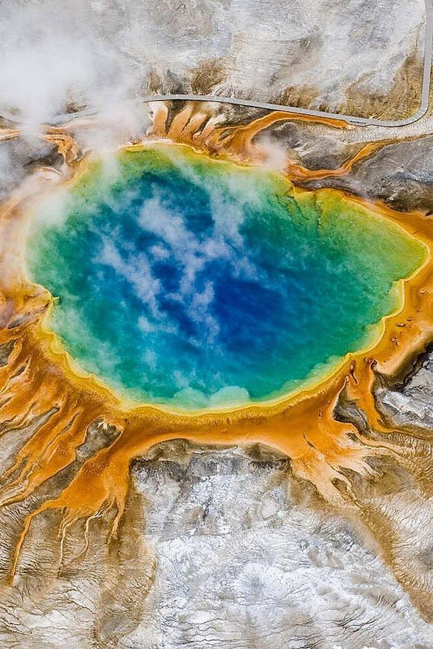Planet Earth: Yellowstone