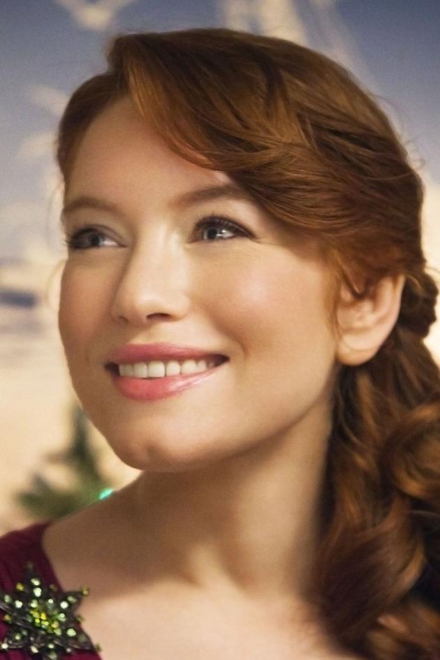 Annie Claus Is Coming to Town