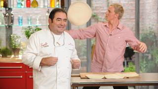 Making Pizza at Home Making Pizza at Home