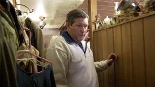 Hoarding: Buried Alive