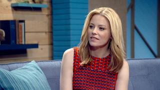 Elizabeth Banks Wears a Red Dress Elizabeth Banks Wears a Red Dress
