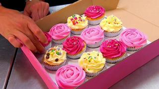 Cupcakes for the Queen Cupcakes for the Queen