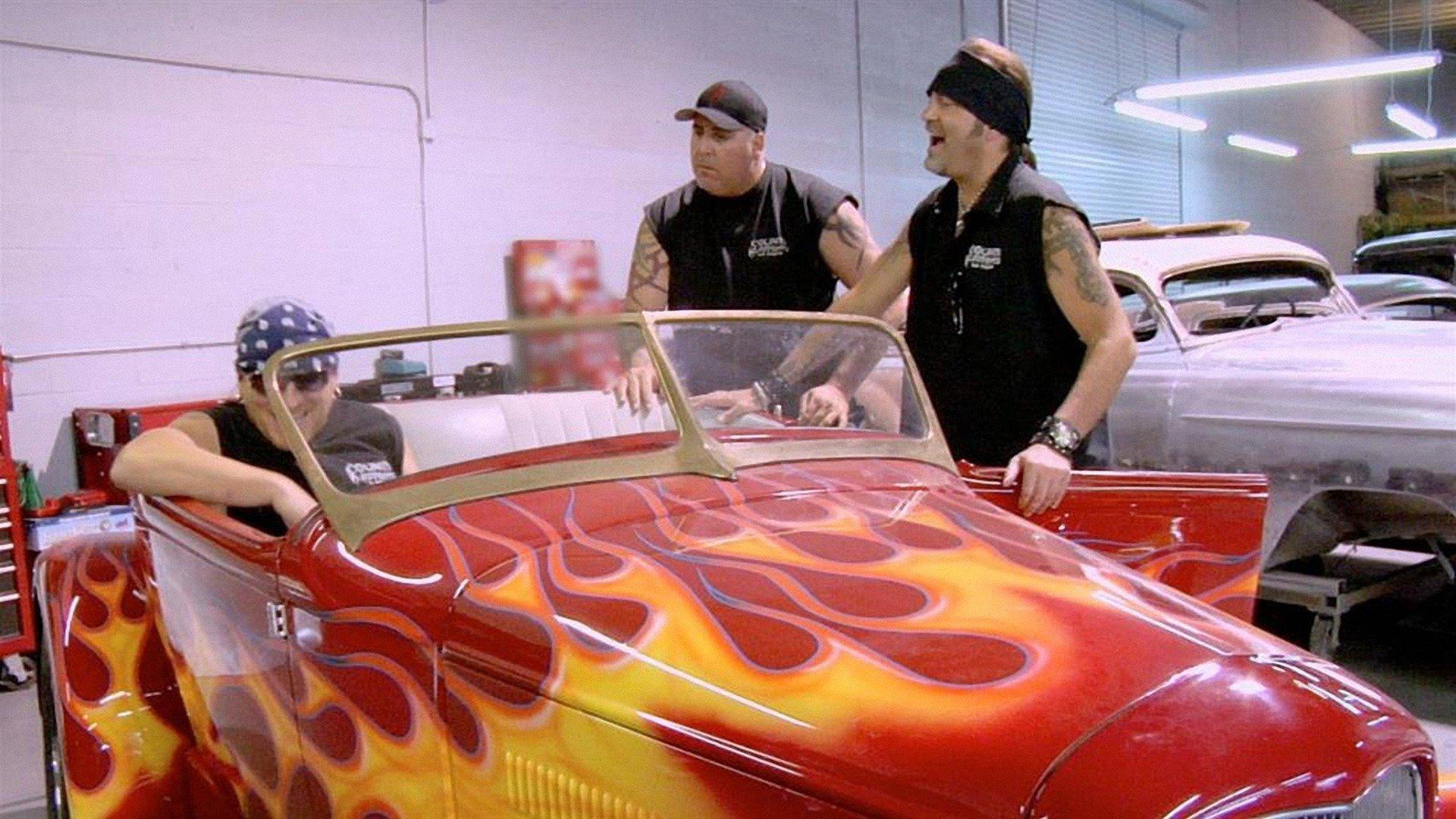 Watch Counting Cars: S1E2 - Buggin' Out on Philo (Free Trial)