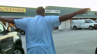Street Pharmacist Gets Stung Street Pharmacist Gets Stung