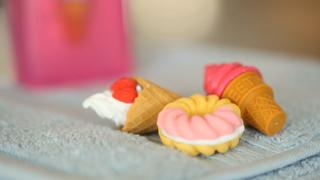 How to Make a Toy Embedded Soap How to Make a Toy Embedded Soap