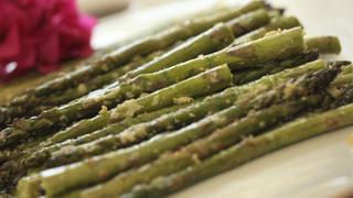 How to Make Grilled Parmesan Asparagus How to Make Grilled Parmesan Asparagus
