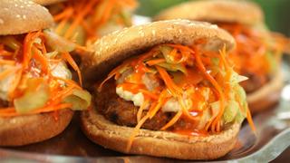 BBQ Hot Wing Burger BBQ Hot Wing Burger